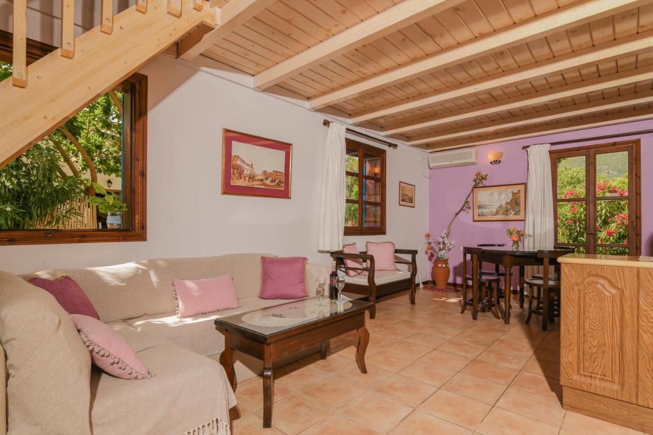 Therianos Traditional Farm stay Kallithea (Zakynthos)