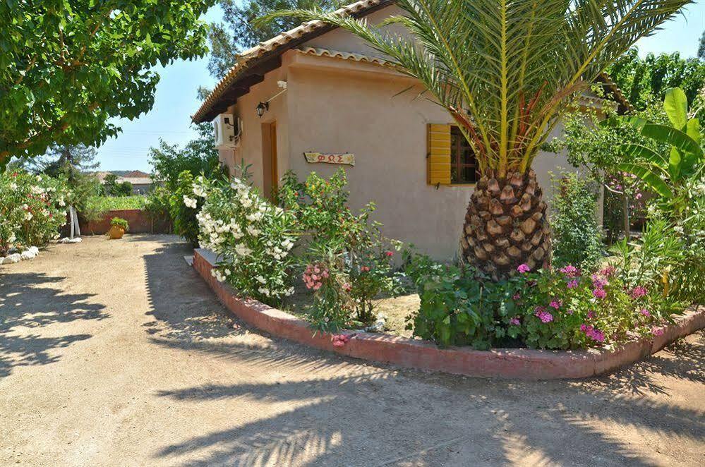 Therianos Traditional Farm stay *